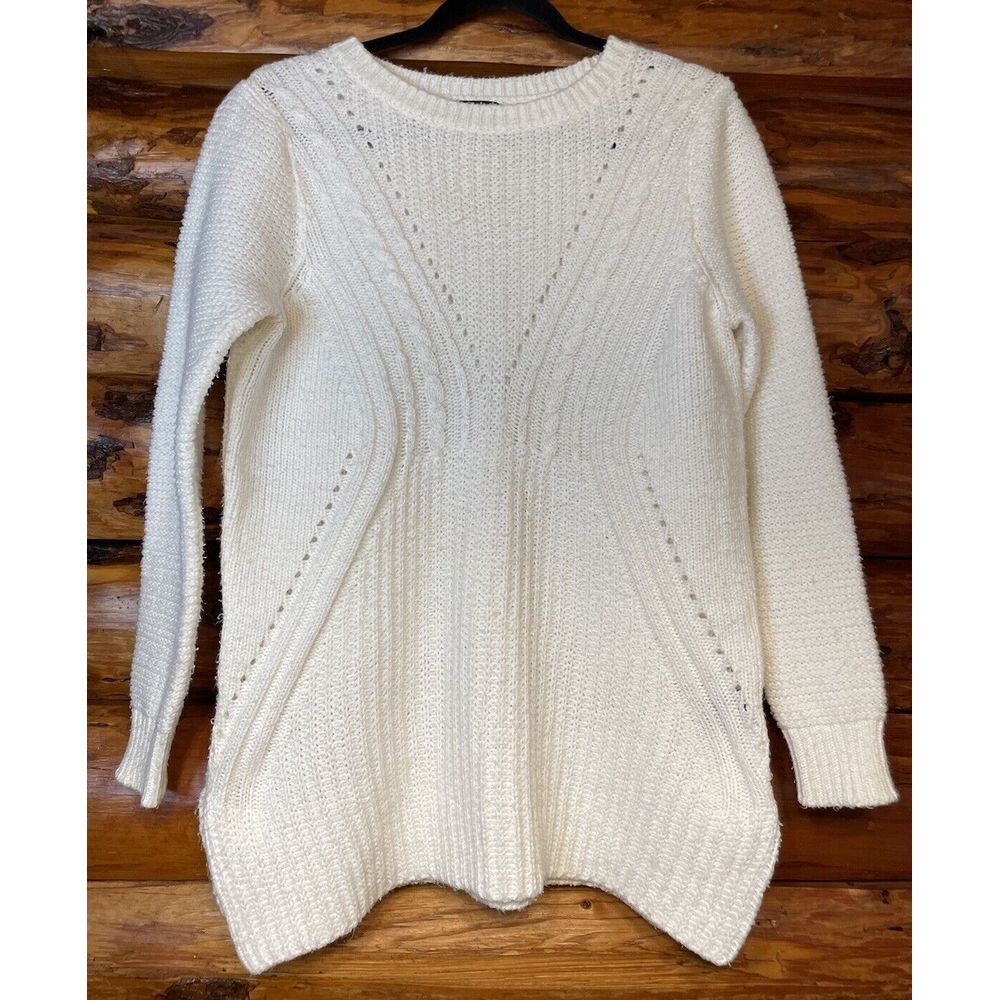 Mossimo Long Sleeve White‎ Sweater Size Large
